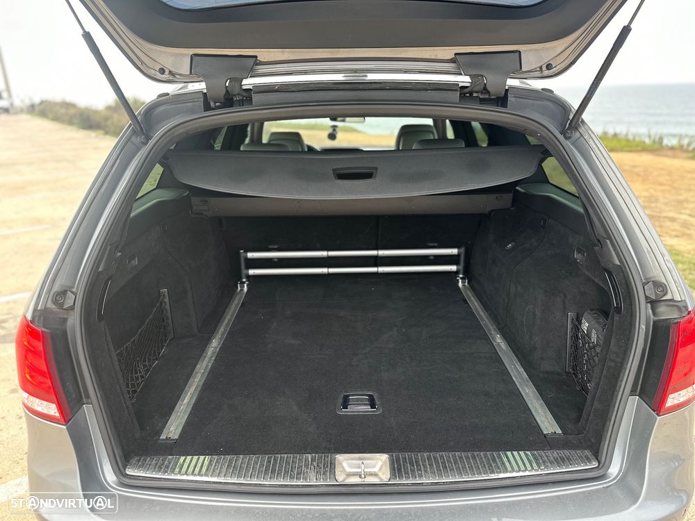 Mercedes-Benz E 300 Bluetec Hybrid Avantgarde - 9