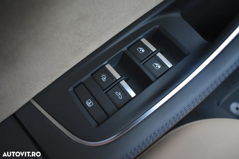 Audi A8 L 60 TFSI e quattro tiptronic - 29