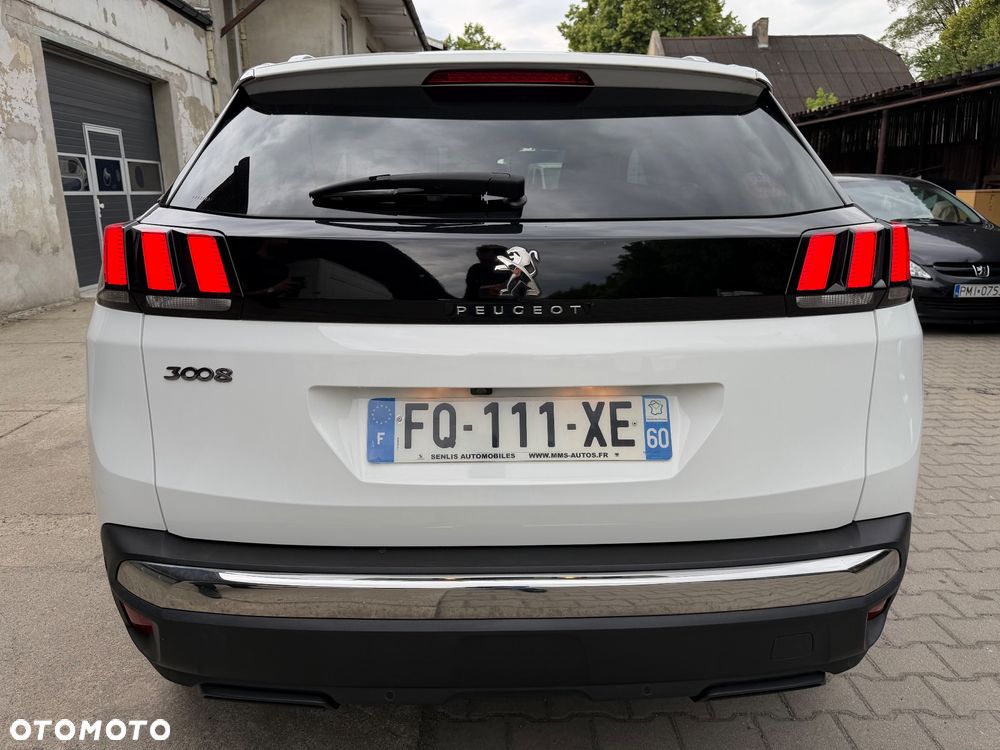 Peugeot 3008 PureTech 130 Stop & Start GPF EAT8 Allure - 33