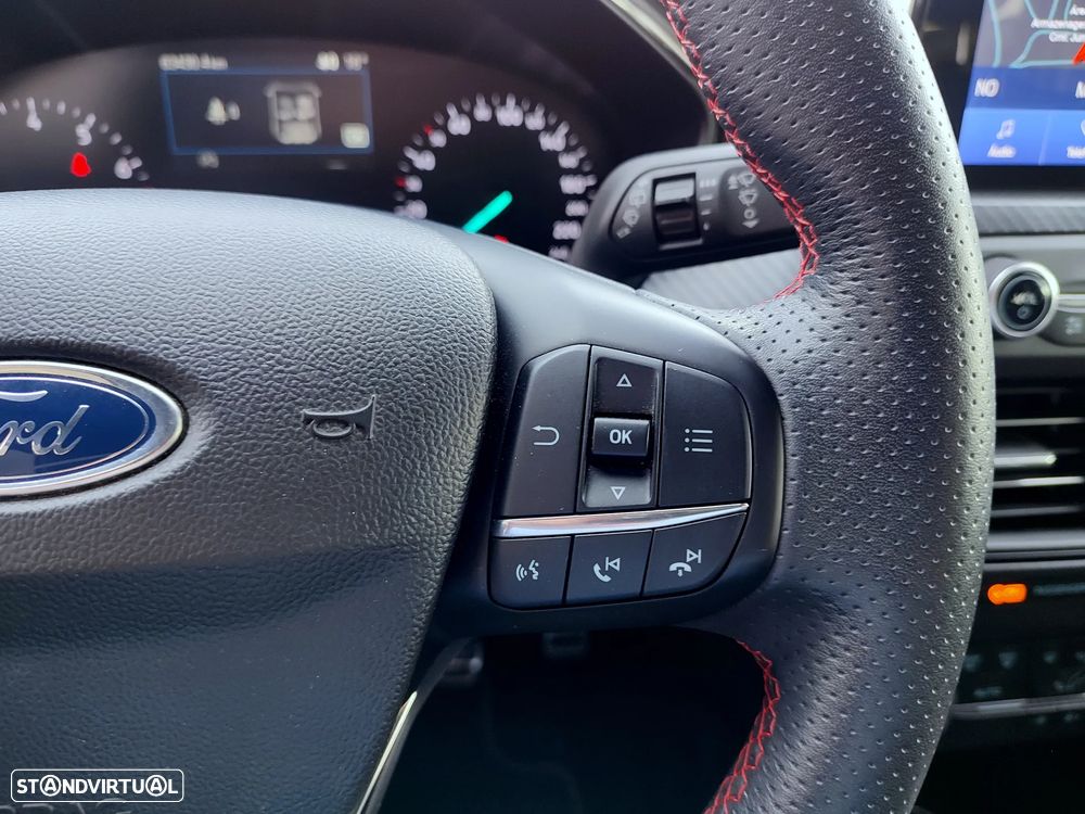 Ford Focus 1.0 EcoBoost ST-Line - 23