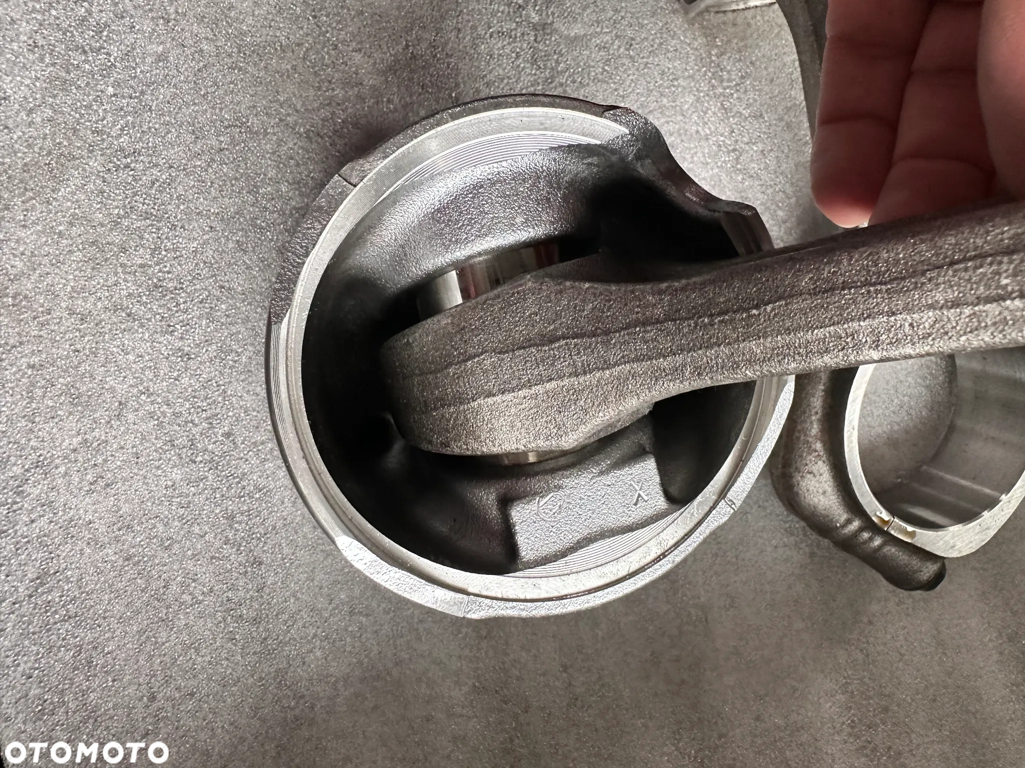 Tłok korbowód Iveco 3.0 HPI 41106600 typ silnika F1CE3481E - 2