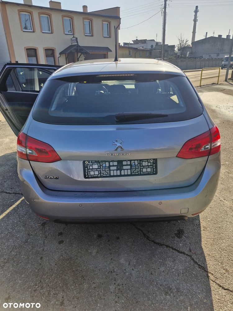 Peugeot 308 - 13