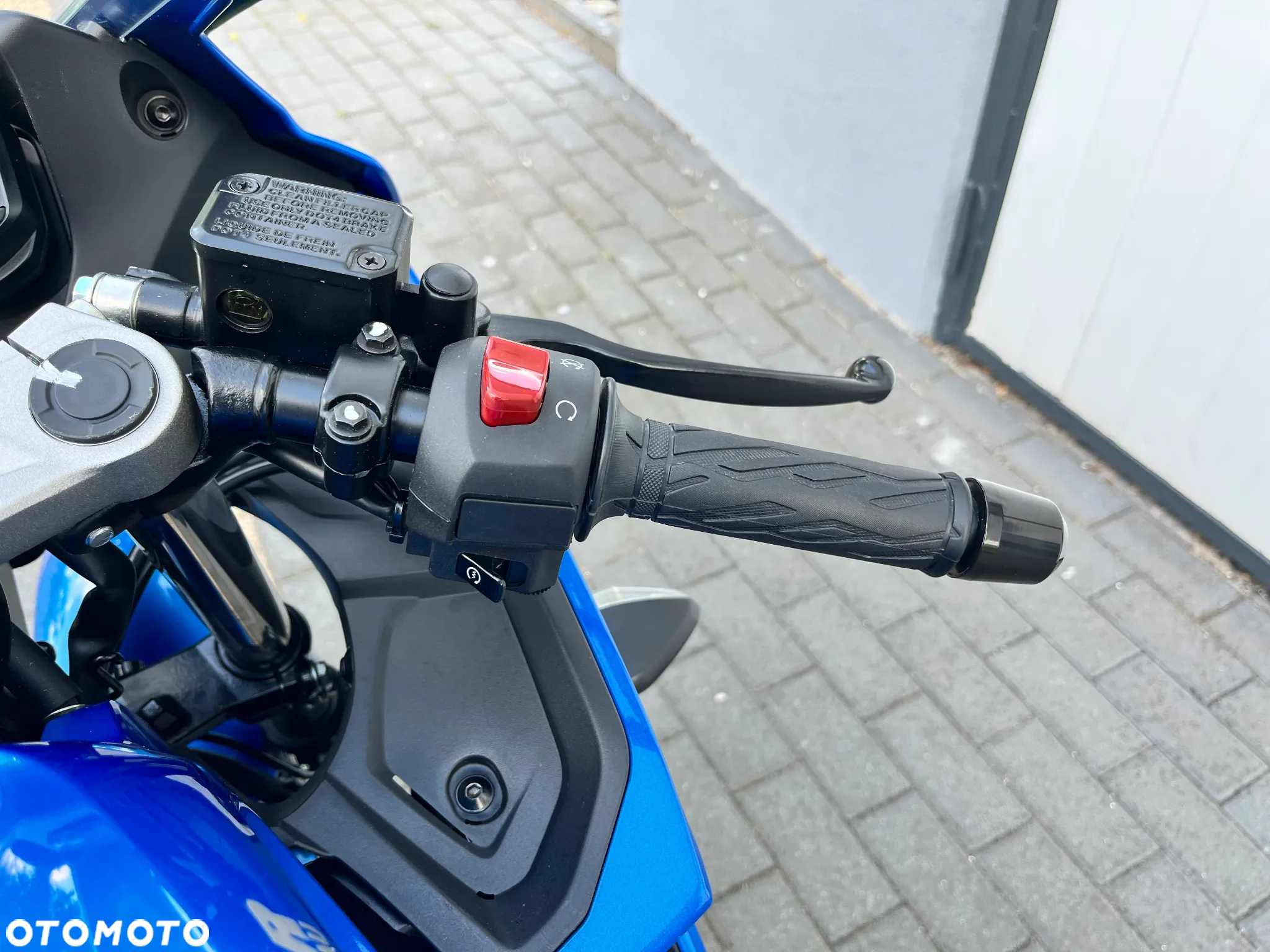 Suzuki GSX-R - 15