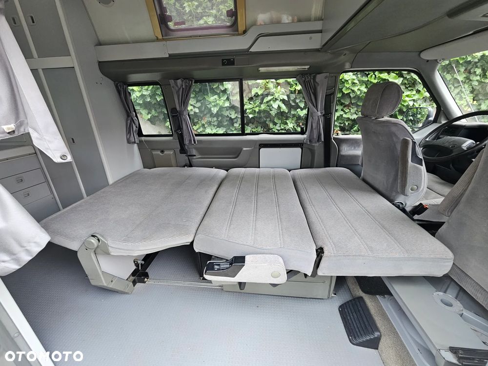 Volkswagen California - 22