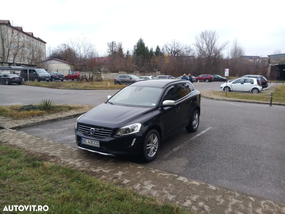 Volvo XC 60 D4 AWD Momentum - 1