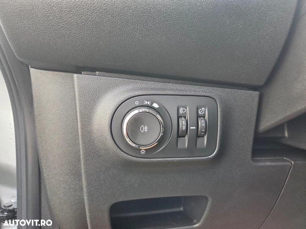 Opel Corsa 1.3 CDTI Enjoy - 19