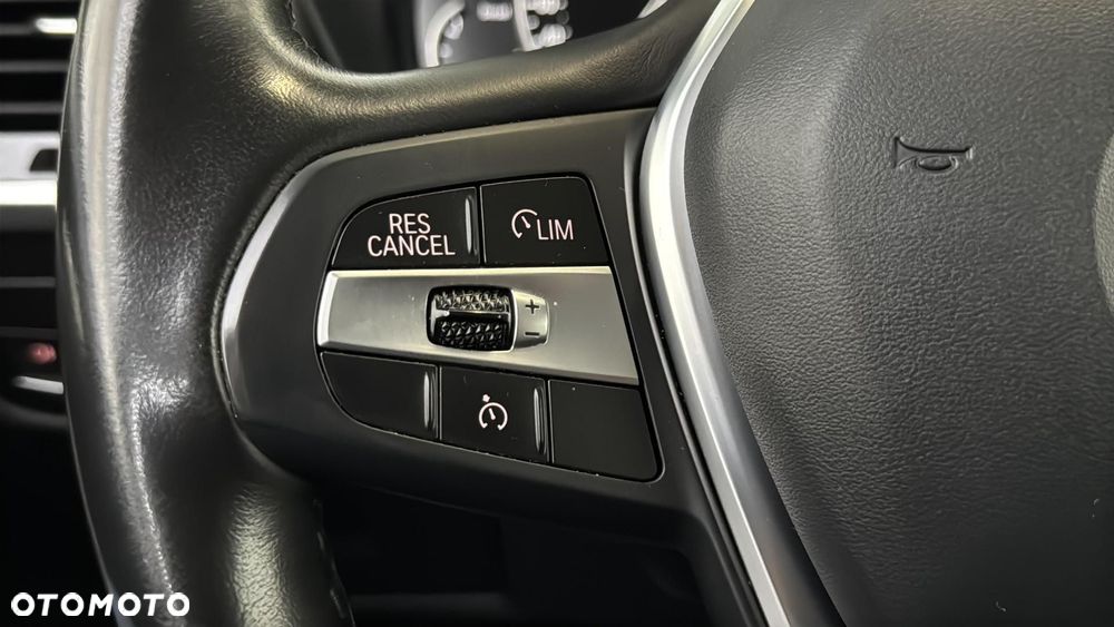 BMW X3 xDrive20d - 28