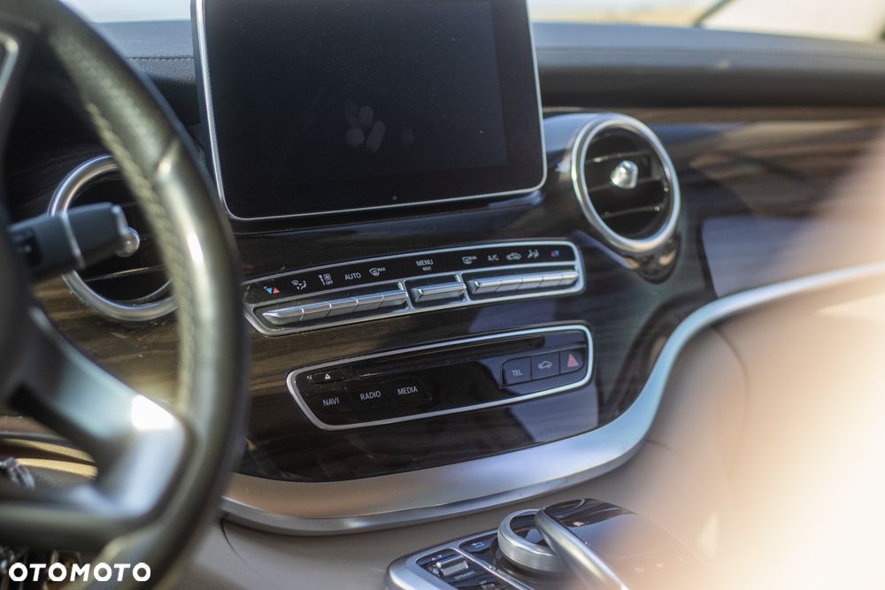 Mercedes-Benz Klasa V 250 d 4-Matic Avantgarde 7G-Tronic - 38