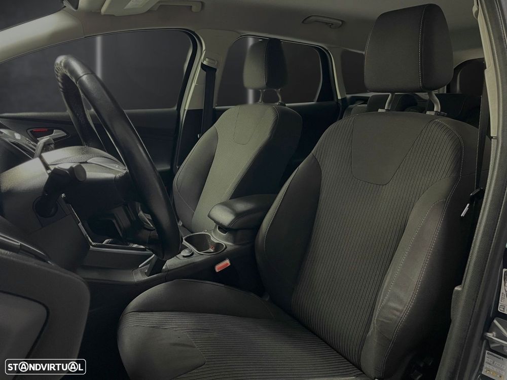 Ford Focus SW 1.6 TDCi Titanium - 5