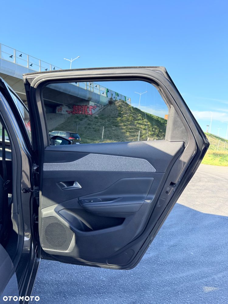 Peugeot 308 PureTech 130 EAT8 Allure - 15