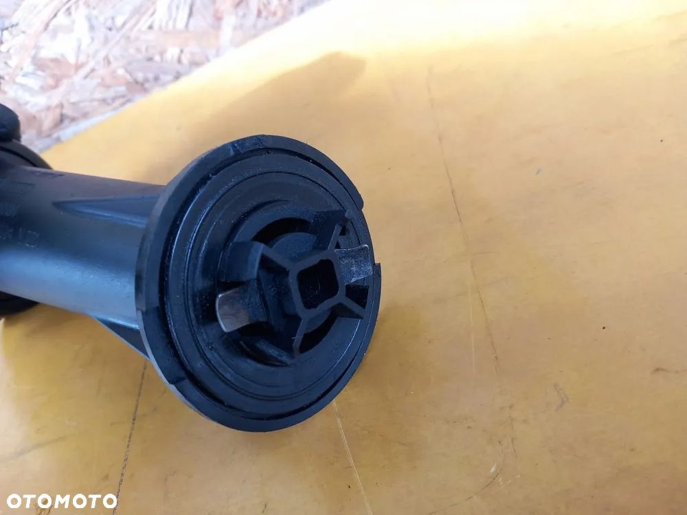 wlew oleju korek vw transporter caravelle t5 2.5 tdi 070115303k - 3