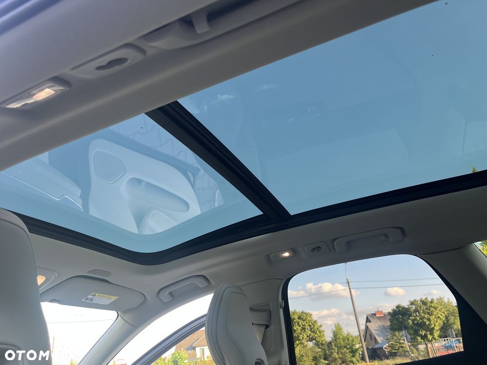 Volvo XC 60 B5 B AWD Ultimate Dark - 10