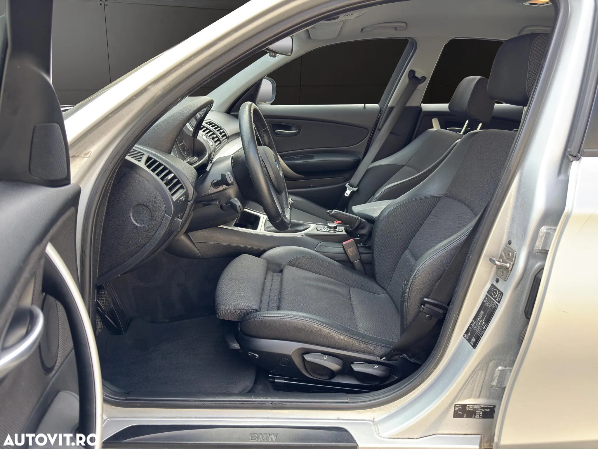 BMW Seria 1 118d DPF - 5