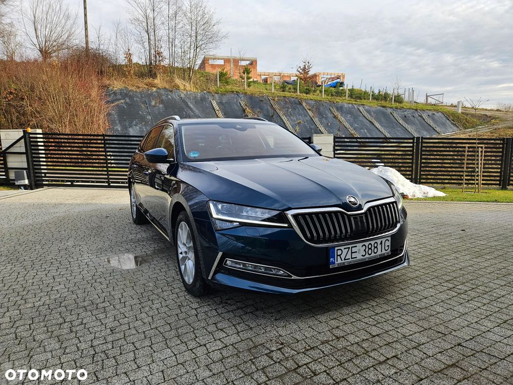 Skoda Superb 2.0 TSI DSG Sportline - 11