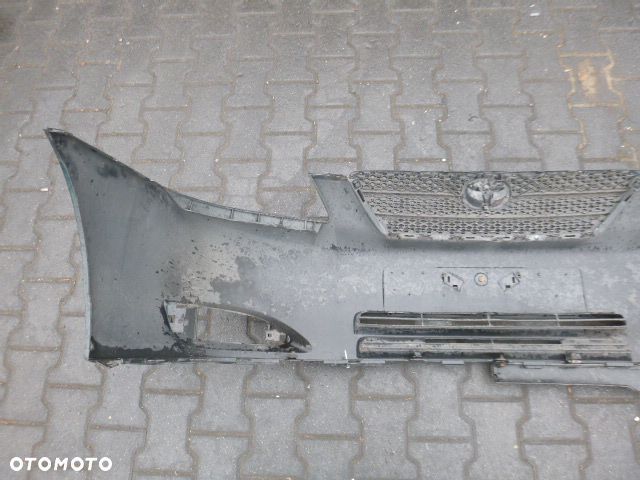 ZDERZAK PRZÓD PRZEDNI TOYOTA COROLLA E12 01-04 HB KOLOR 6R4 - 24