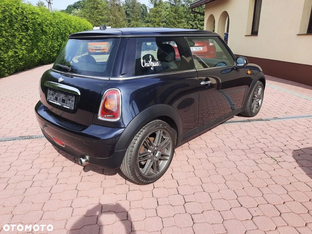 MINI ONE - 1