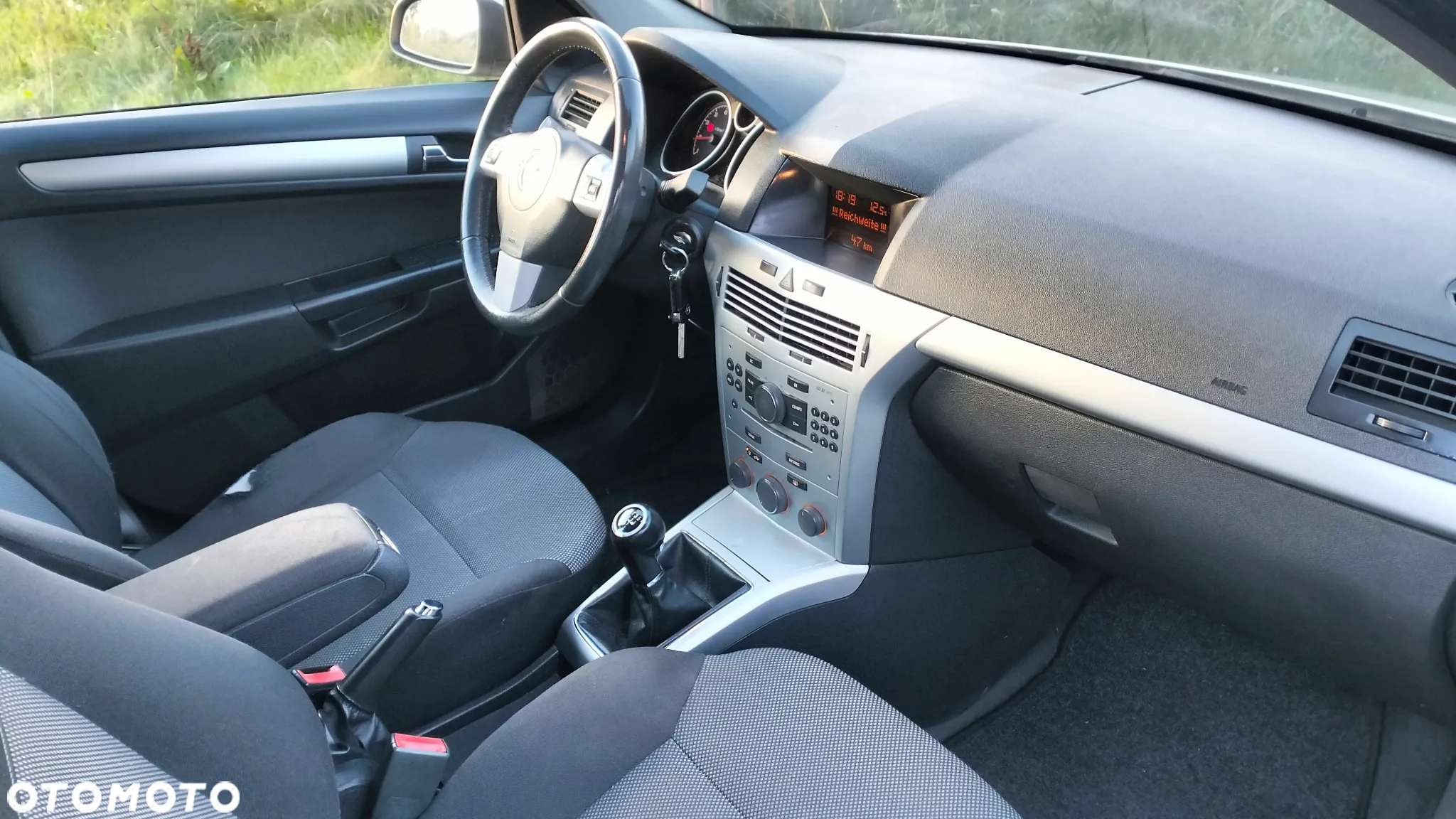 Opel Astra 1.6 Caravan Cosmo - 37
