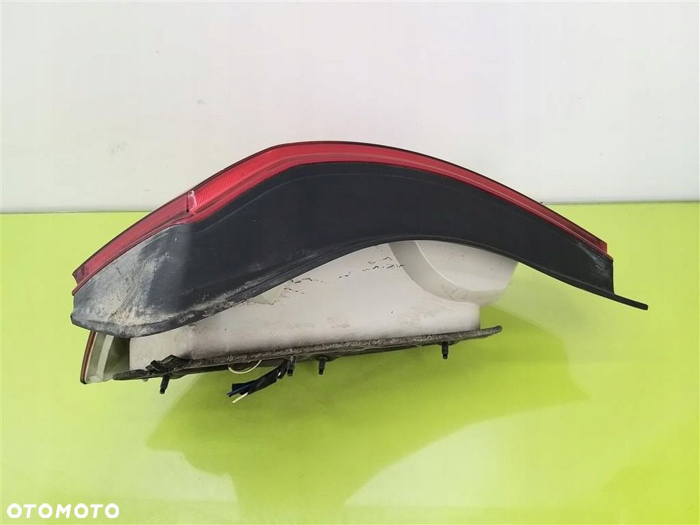 Lampa prawa tylna tył Kia Ceed I HATCHBACK 5D 2006-2009 PZED LIFT - 4