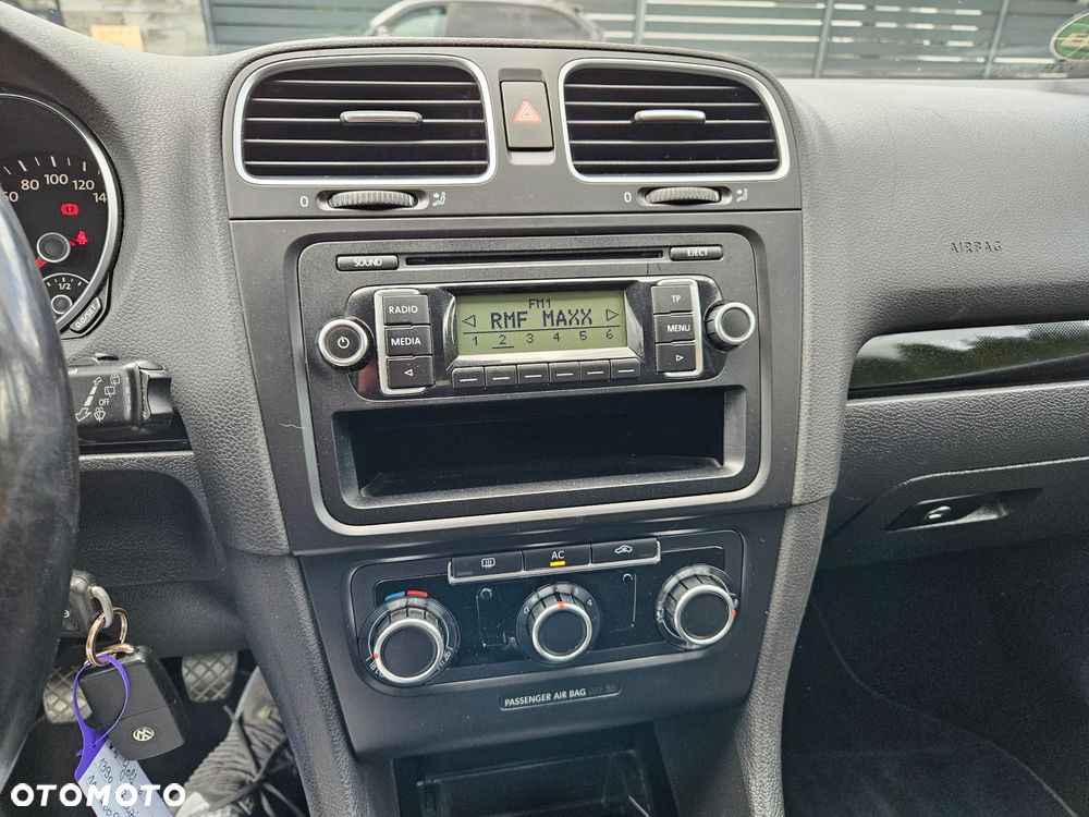 Volkswagen Golf 1.4 Team - 11