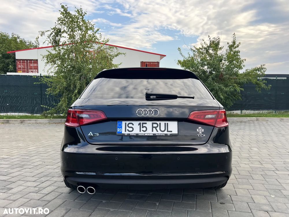 Audi A3 2.0 TDI Stronic Attraction - 11