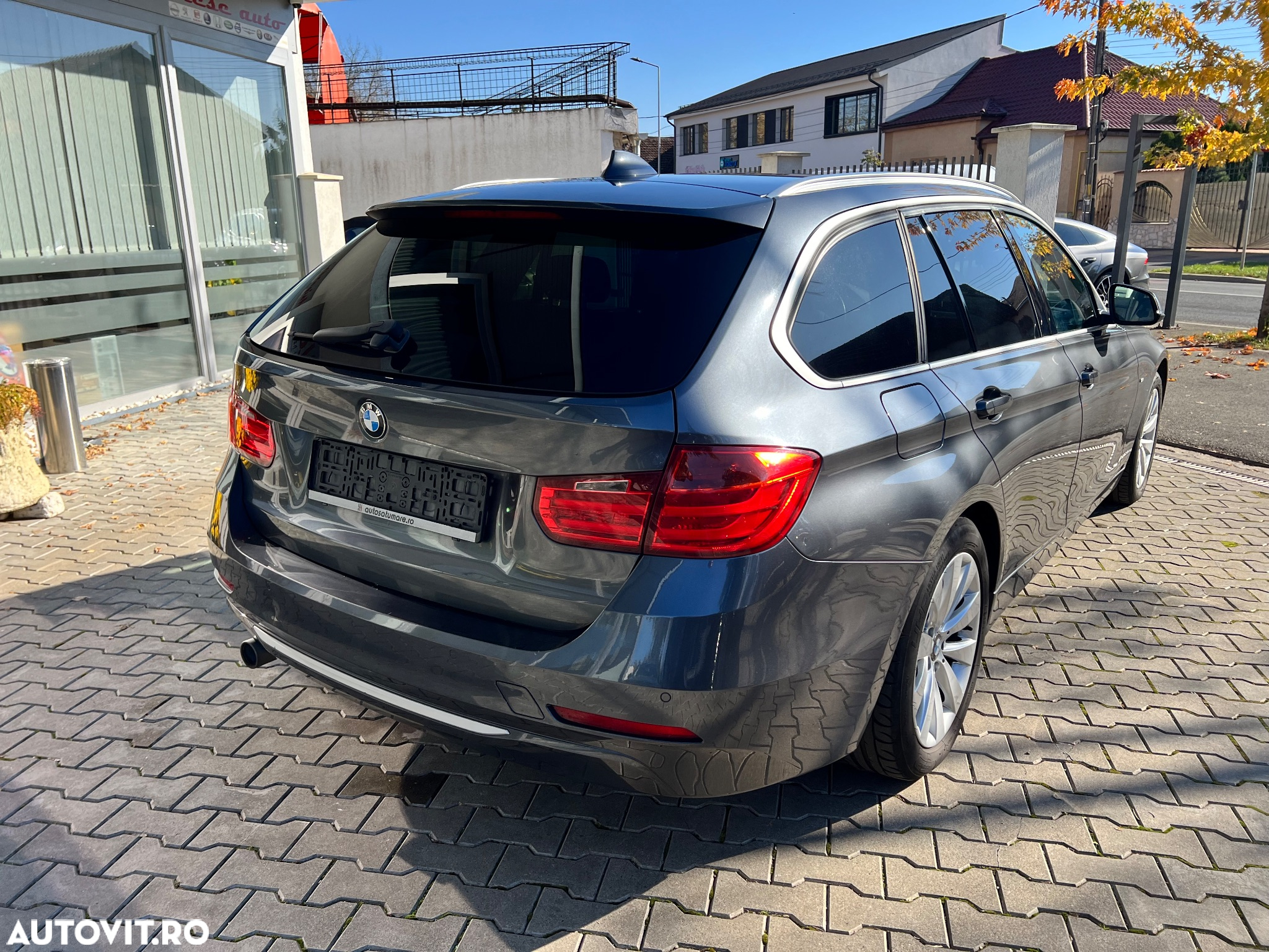 BMW Seria 3 320d Touring Aut. Modern Line - 5