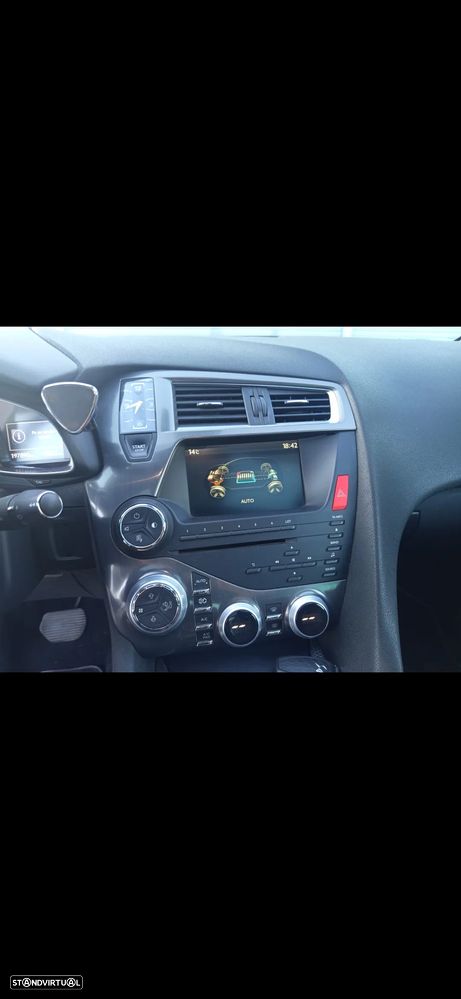 Citroën DS5 2.0 HDi Hybrid4 So Chic CMP6 - 17