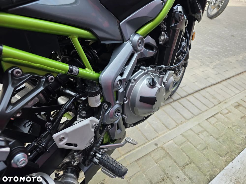 Kawasaki Z 900 - 30