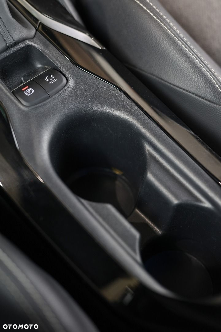 Toyota Corolla - 16