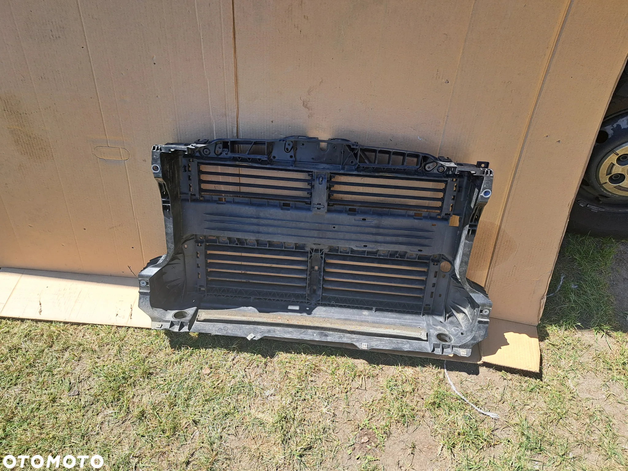Wzmocnienie pas przedni Ford Focus IV 4 MK-4 ST JX6B-A16E146-B1H Roleta żaluzja wlot powietrza Ford Focus MK-4 IV ST JX6B-A16E146-B1H - 7