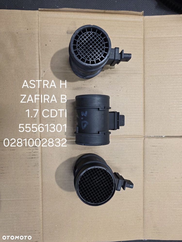 OPEL ASTRA H ZAFIRA B 1.7CDTI PRZEPŁYWOMIERZ 55561301 - 1