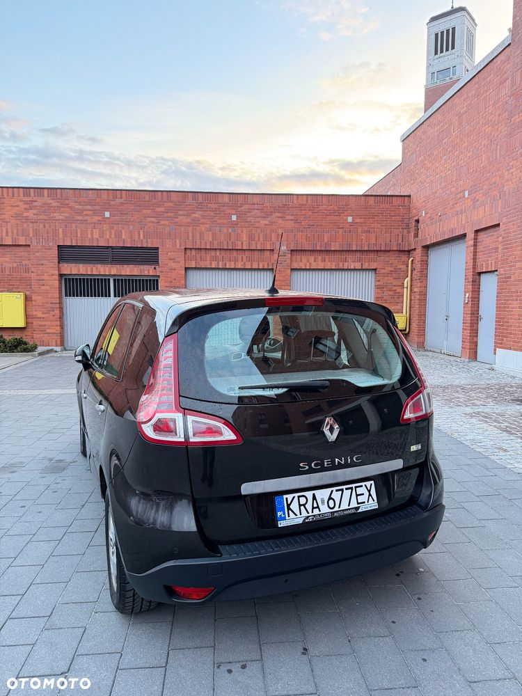 Renault Scenic 2.0 16V 140 CVT Bose Edition - 20