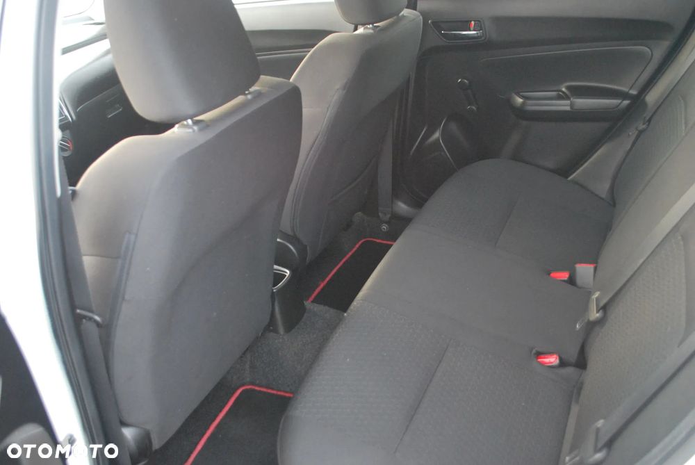 Suzuki Swift - 6