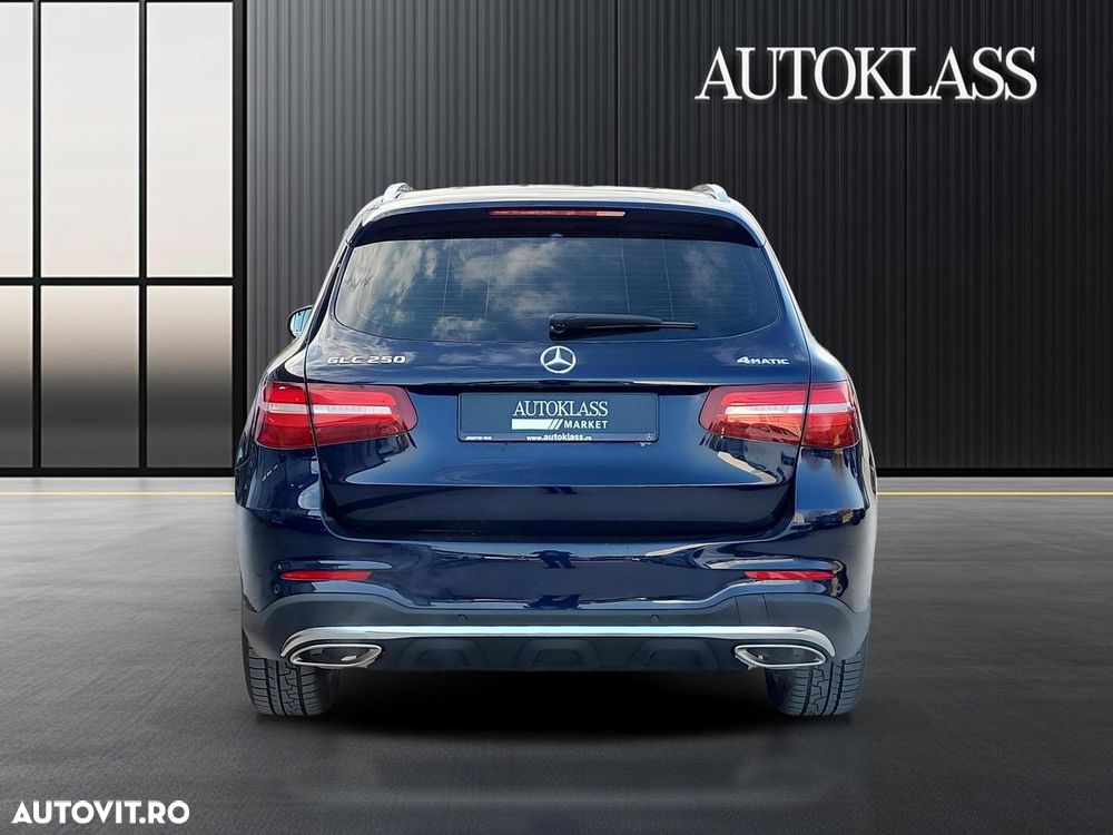 Mercedes-Benz GLC - 4