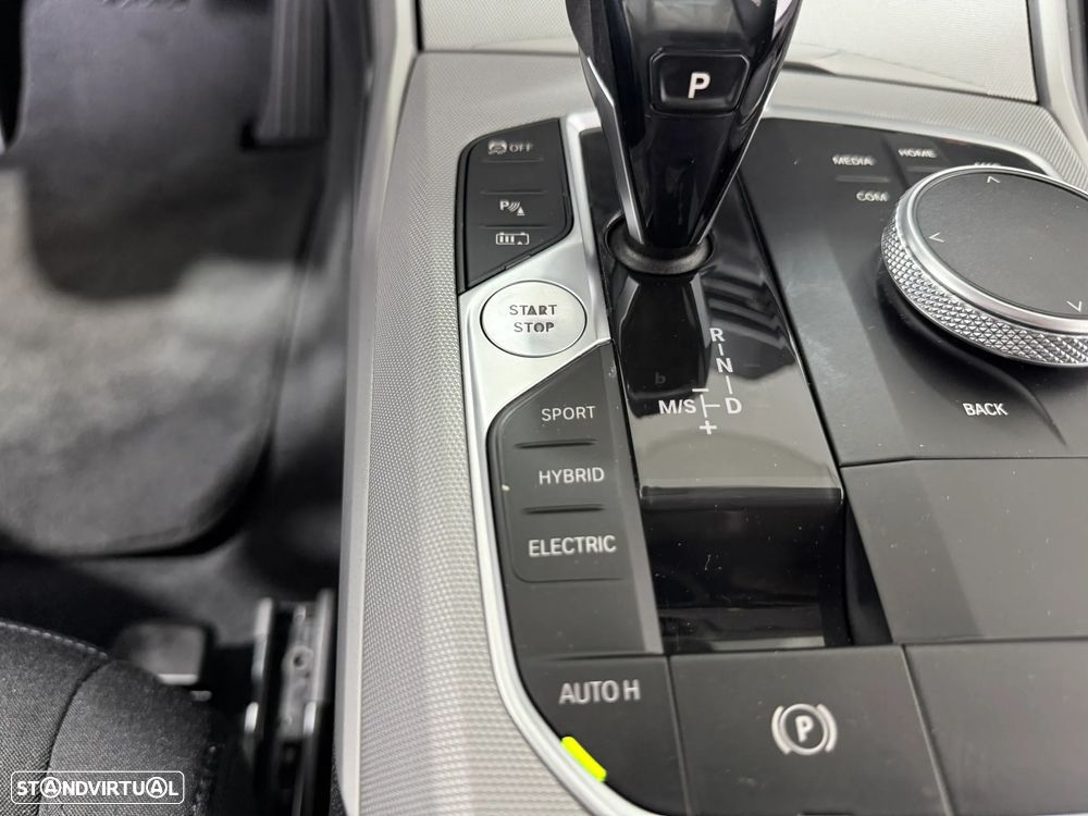 BMW 330 e Corporate Edition Auto - 37