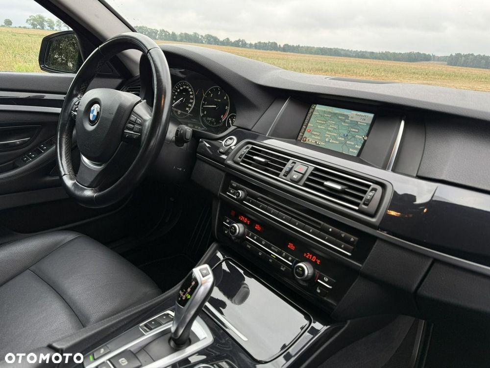 BMW Seria 5 530d Sport-Aut - 19