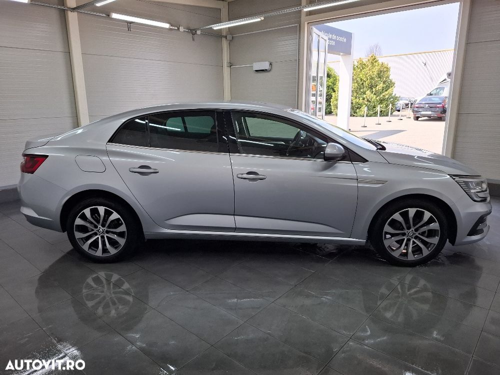 Renault Megane TCe 140 GPF Techno - 9