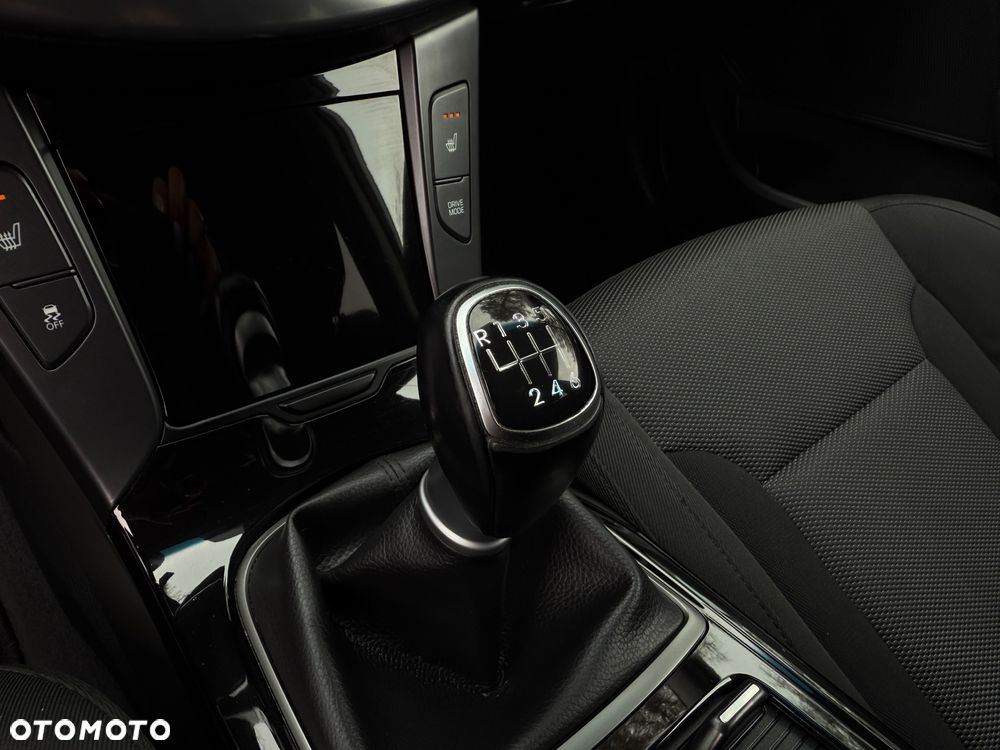 Hyundai i40 Kombi 2.0 Premium - 37