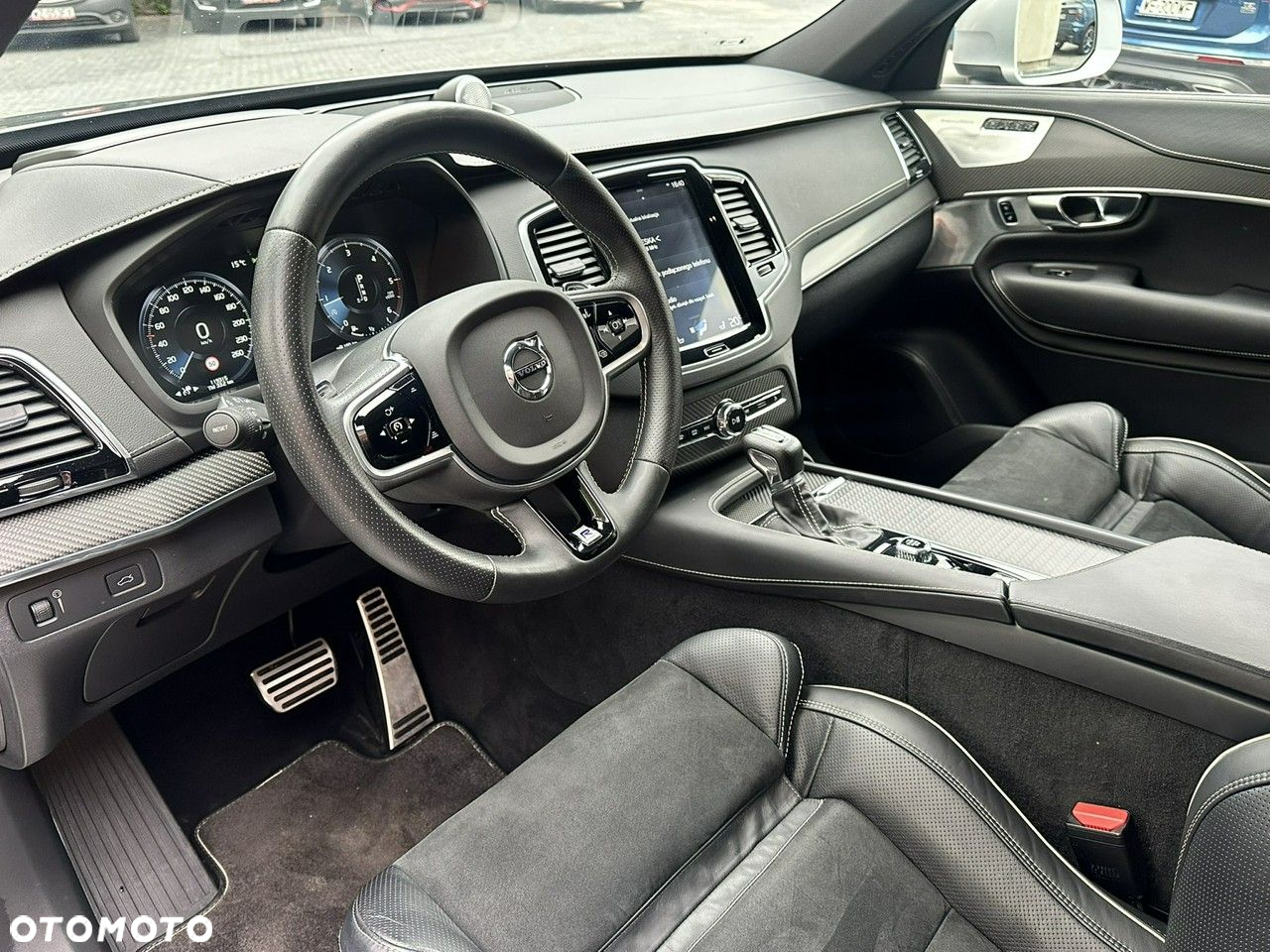 Volvo XC 90 D5 AWD R-Design 7os - 10