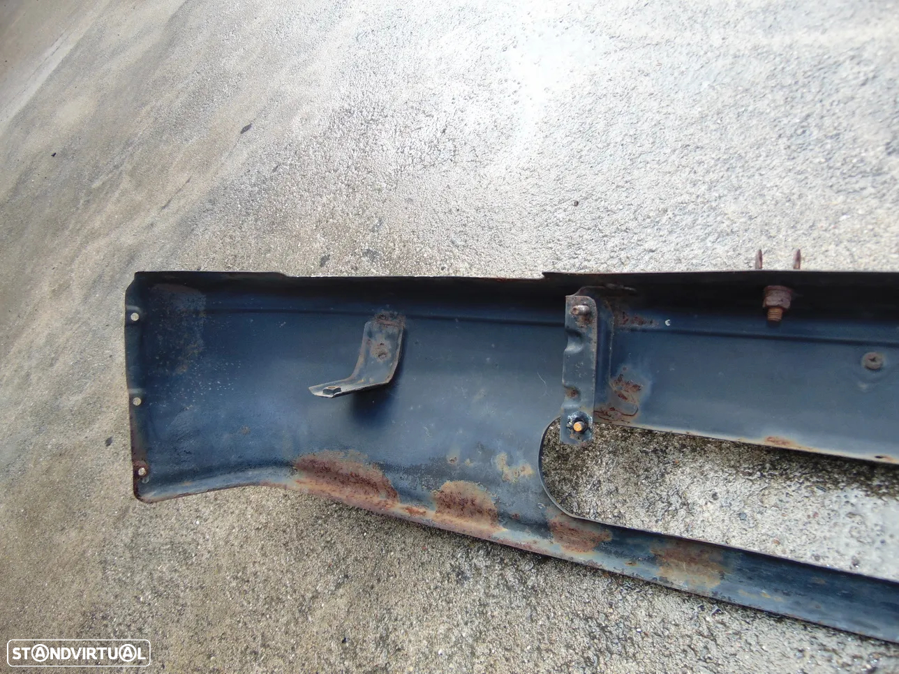 Nissan Vanette para-choques - 6