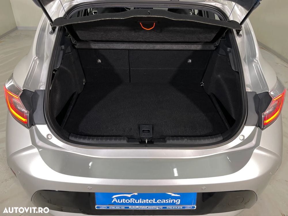 Toyota Corolla 1.8 HSD Dynamic - 16