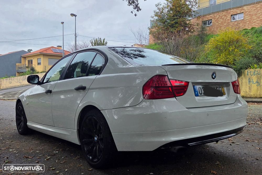BMW 318 d Sport - 2