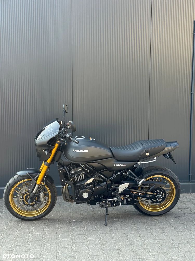Kawasaki Z 900 RS - 2