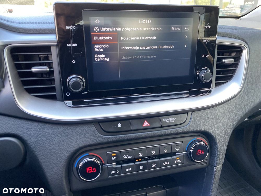 Kia XCeed - 26