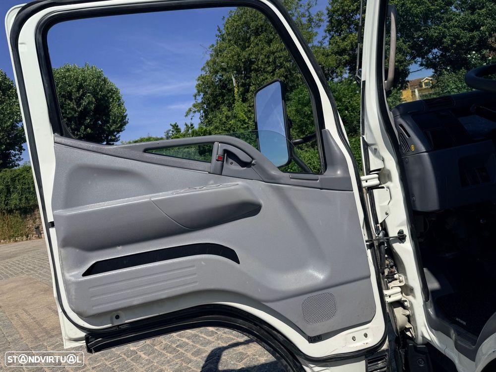 Mitsubishi Canter Fuso 3S13 3.0 Tri-Basculante - 17