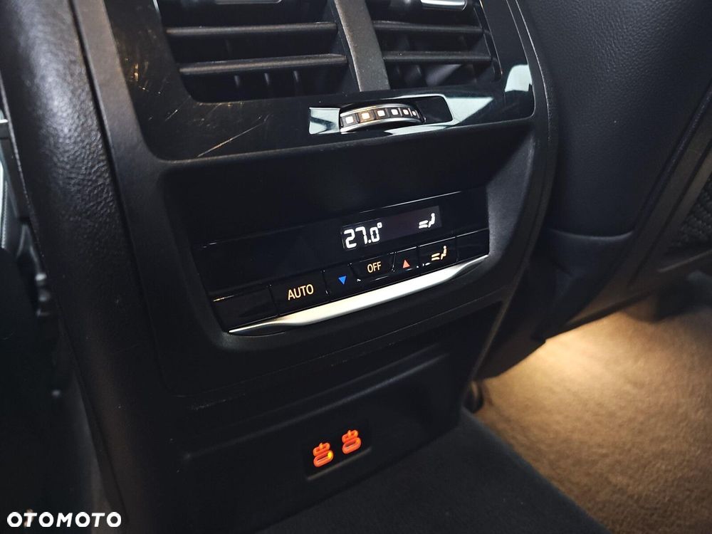 BMW X4 - 27