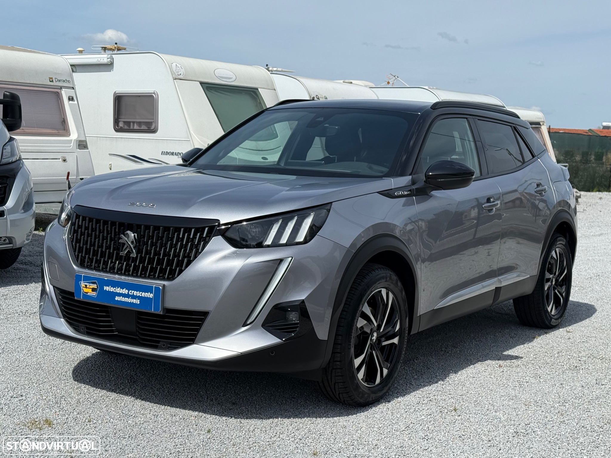 Peugeot 2008 1.2 PureTech GT Line - 4