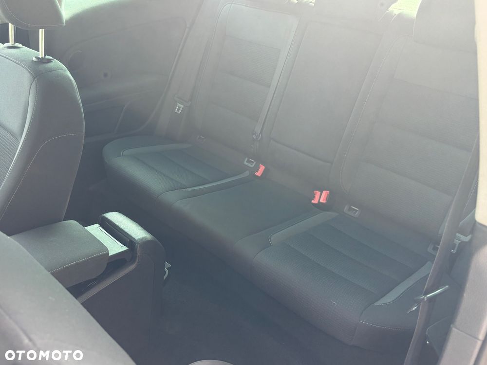 Volkswagen Golf 1.6 TDI Comfortline - 13