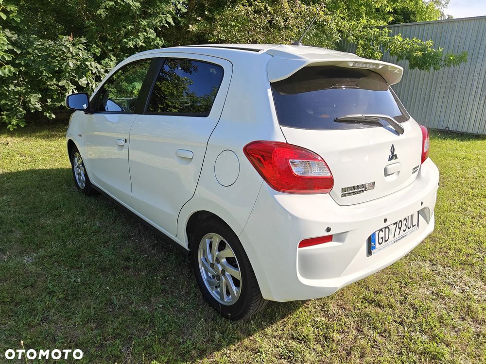 Mitsubishi Space Star 1.2 AS&G Invite - 5
