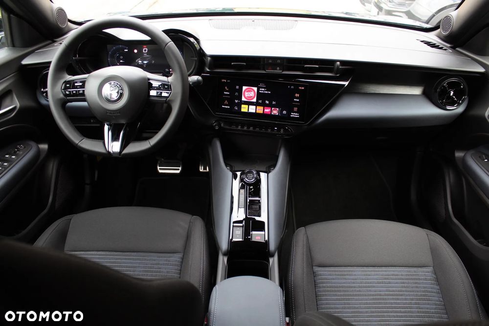Alfa Romeo Junior 1.2 mHEV Sprint eDCT - 9