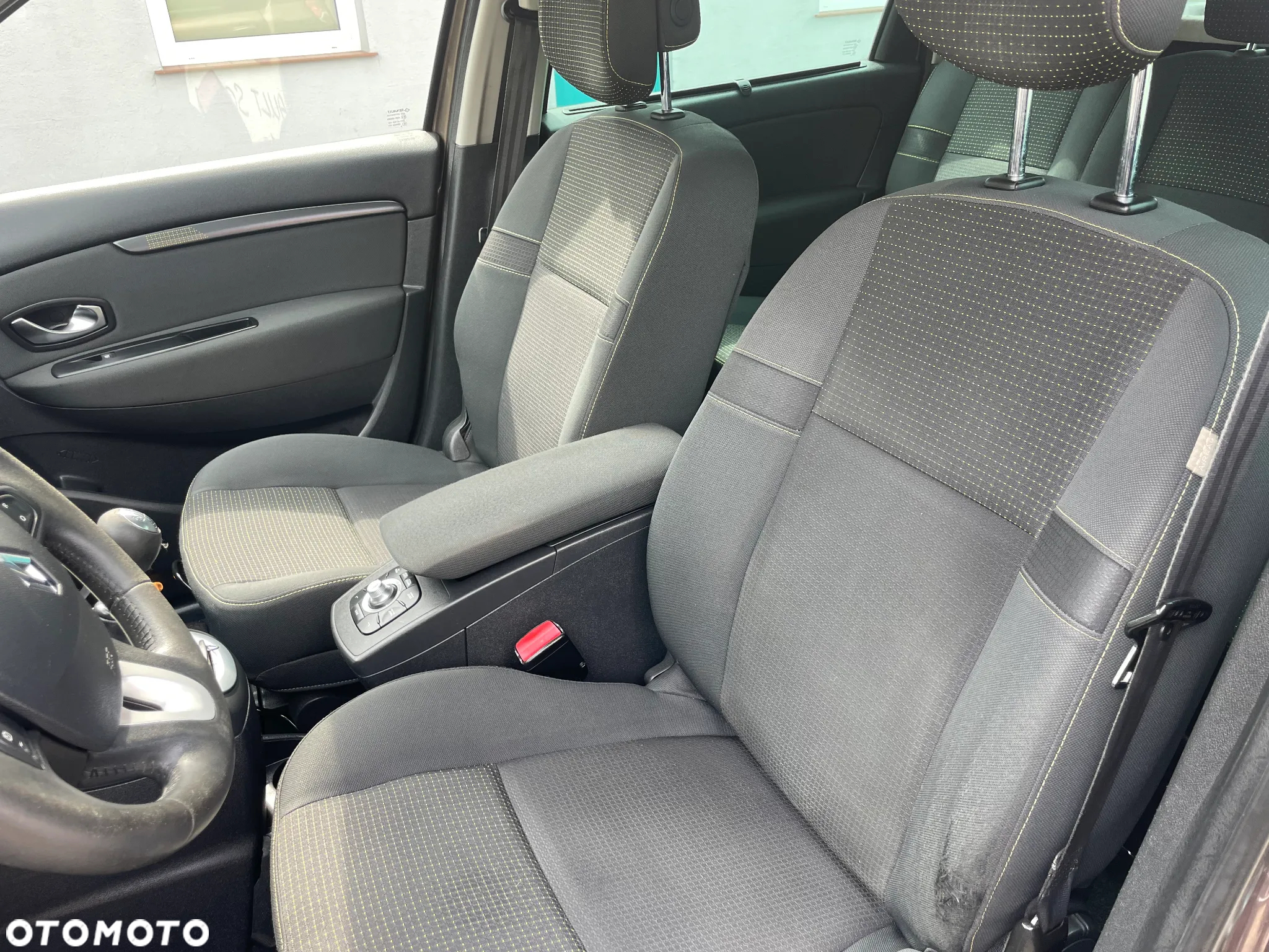 Renault Scenic 1.9 dCi Emotion Plus - 12